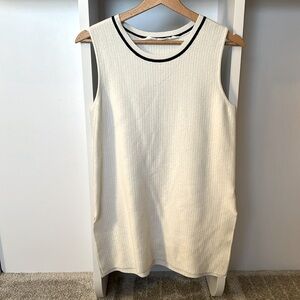 Sleeveless Sweater M Athleta